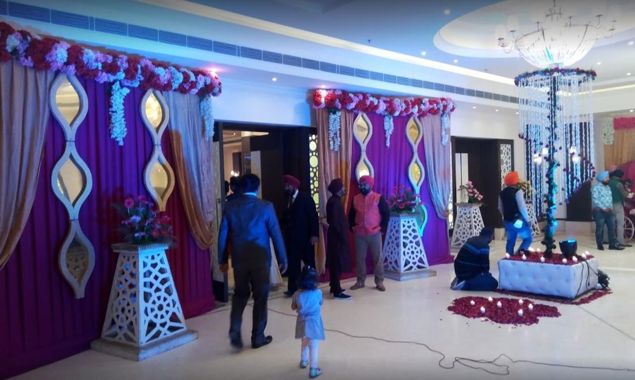 Continent Hotel Nawanshahr Nawāshahr Buitenkant foto
